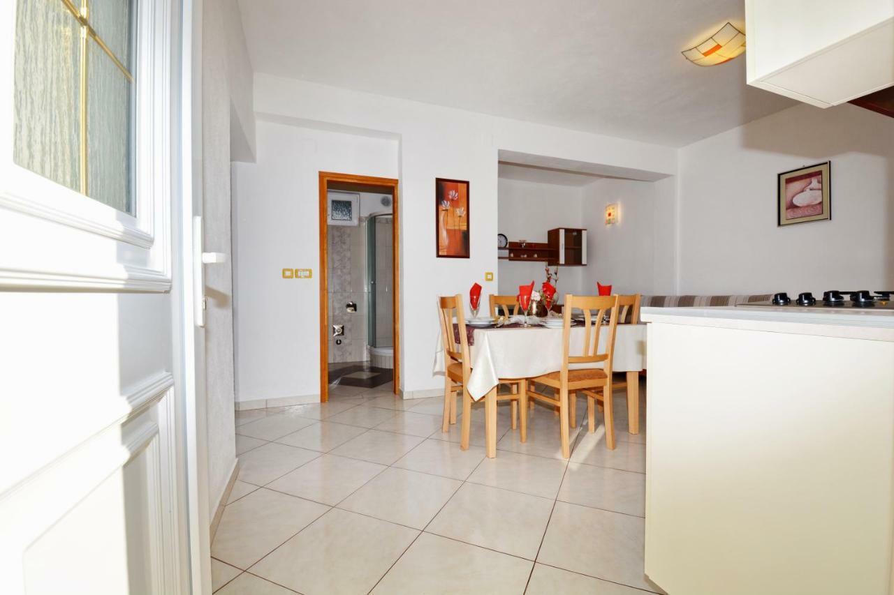 Apartment Zita Zara Esterno foto